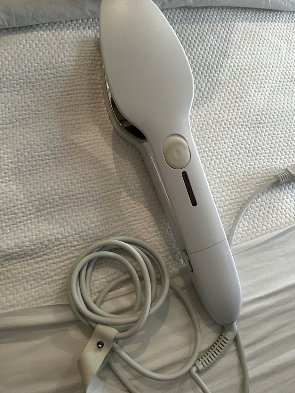 Nori Press handheld steam iron